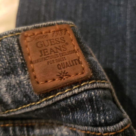 Guess Foxy Flare Jeans - Size 27 - Picture 4 of 6